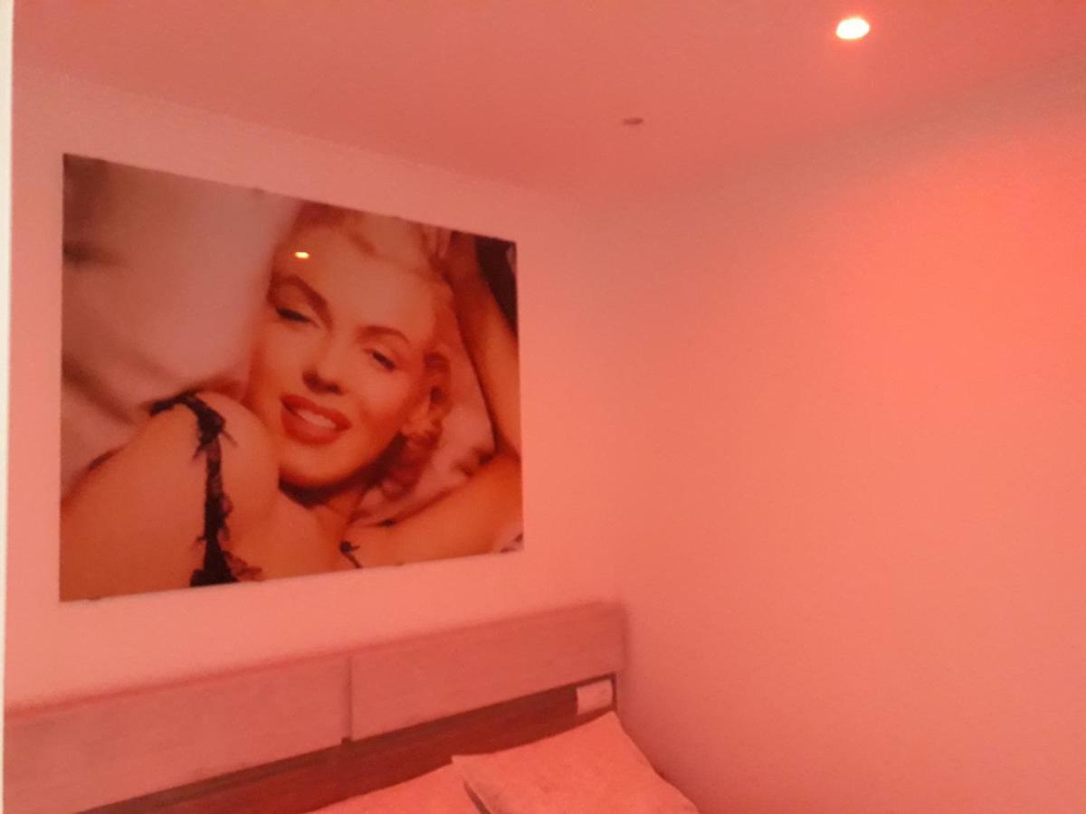 Апартаменти Marilyn Росес Екстер'єр фото